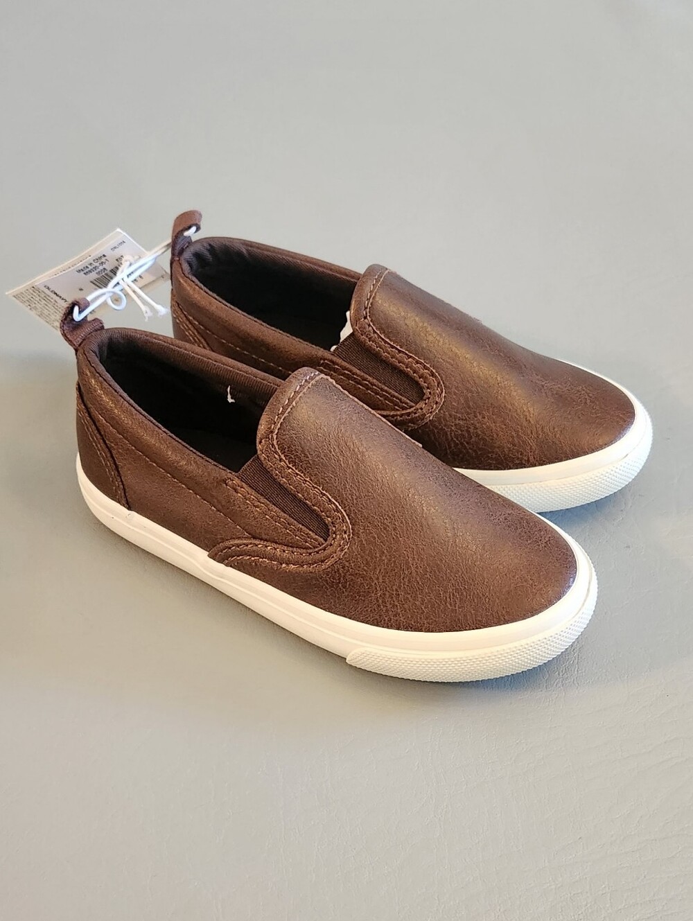 Old Navy Toddler Boy Size 8 Brown Leather Slip-on Sneaker